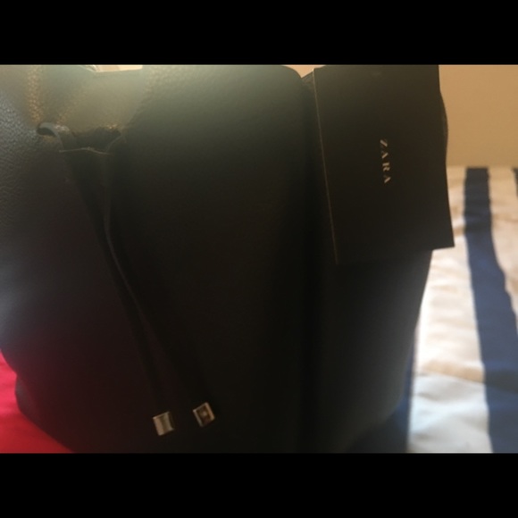 Zara Bag - Picture 3 of 5